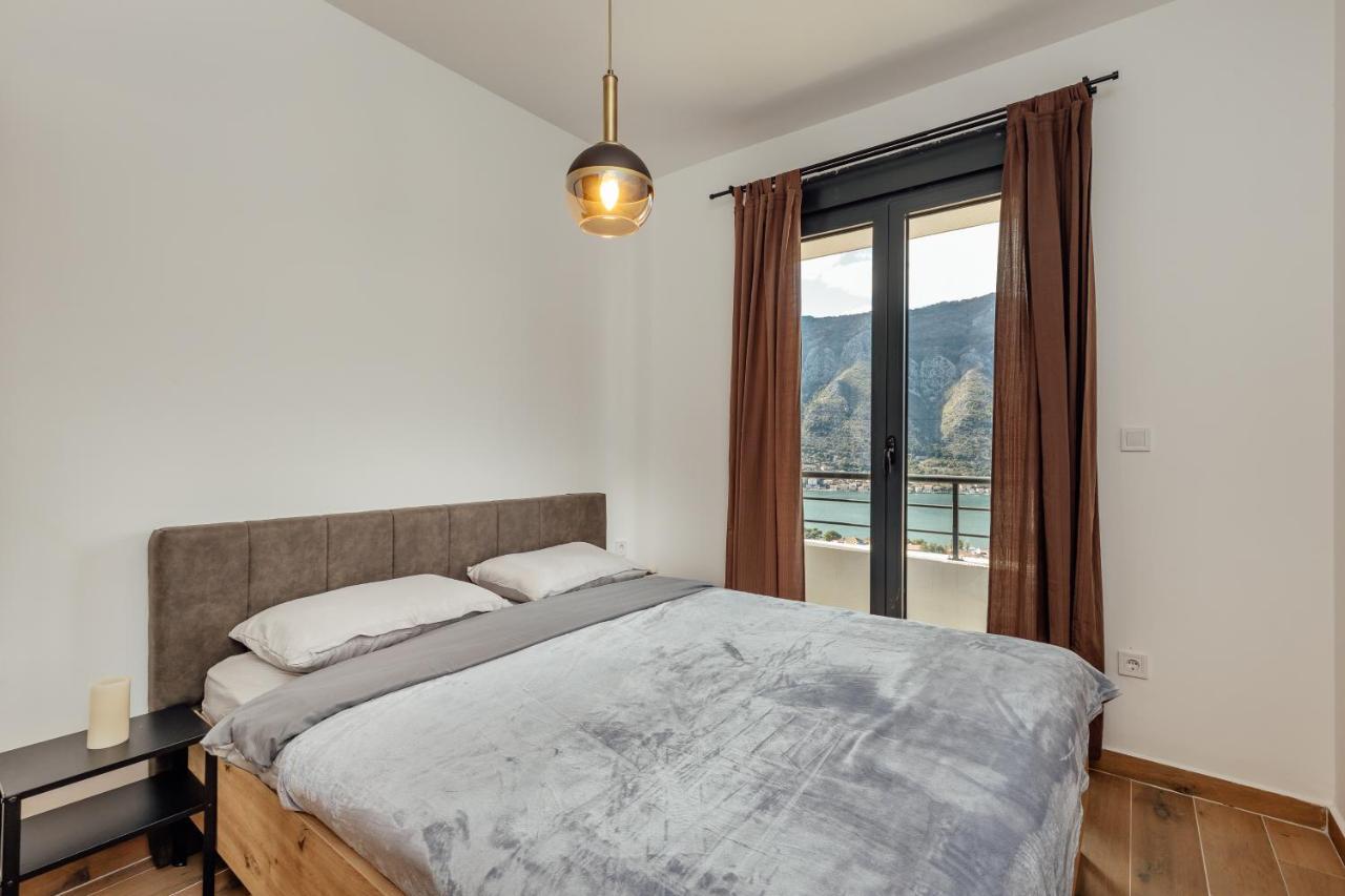 Lana Sea View Apartment Kotor Exterior photo